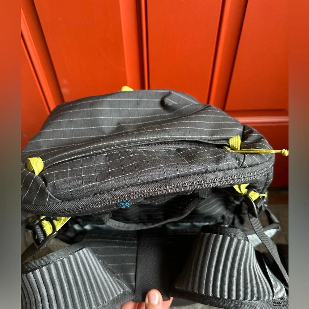 Nemo Persist 30L pack
